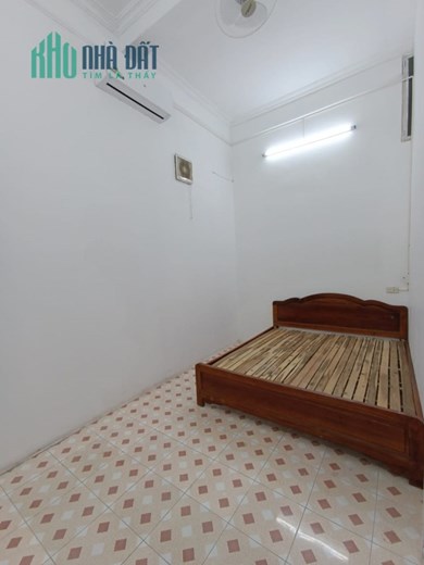 KHẨN CẤP - CẦN TÌM KHÁCH THUÊ NHÀ NGUYÊN CĂN PHỐ TAM TRINH, HOÀNG MAI 62m 3 ngủ, 8tr/tháng