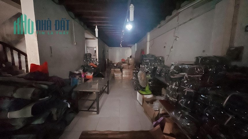 Bán nhà Cấp 4 khu Bàu Cát - Đồng Đen, ngang 12x26m, tiện xây Biệt thự, Đường 8m, 32.8 tỷ
