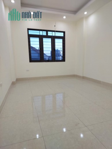 Bán nhà Tôn Đức Thắng 35m2 4 tầng, ngõ nông, gần phố, 2 thoáng, nhỉnh 4 tỷ