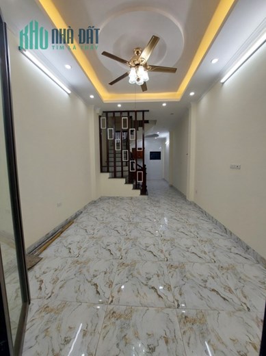 Bán nhà Tôn Đức Thắng 35m2 4 tầng, ngõ nông, gần phố, 2 thoáng, nhỉnh 4 tỷ