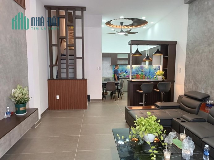 Chính chủ bán gấp nhà Hẻm 7m đường Nguyễn Sơn P Phú Thọ Hòa- 50m2, 3,5 tấm. Giá 7,4 tỷ