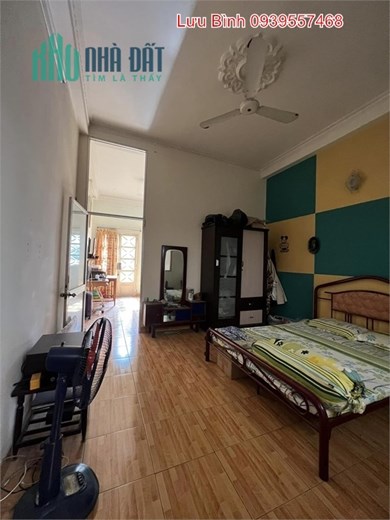 Nhà Ngộp Tân Hương, Tân Phú – Hẻm 10m thông, 91m2, 3 tầng, 8.5 tỷ
