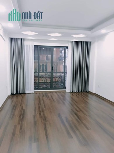 Nhà dân xây, cách phố 15m, ở luôn, bán nhà Phương Mai