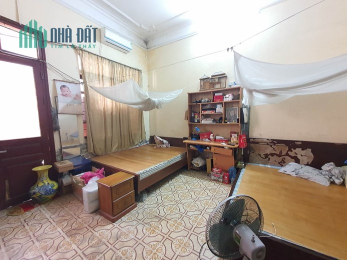 82M2 ĐẤT - PHỐ NGỌC HÀ - SẴN NHÀ 3 TẦNG RƯỠI - MẶT TIỀN 6.1M - VUÔNG ĐẸP - CHỈ 100TR/M2