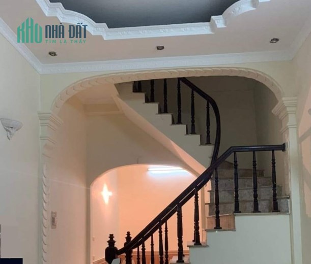 Bán nhà Đường TRƯỜNG CHINH, diện tích 34m2, giá 3,6 tỷ.