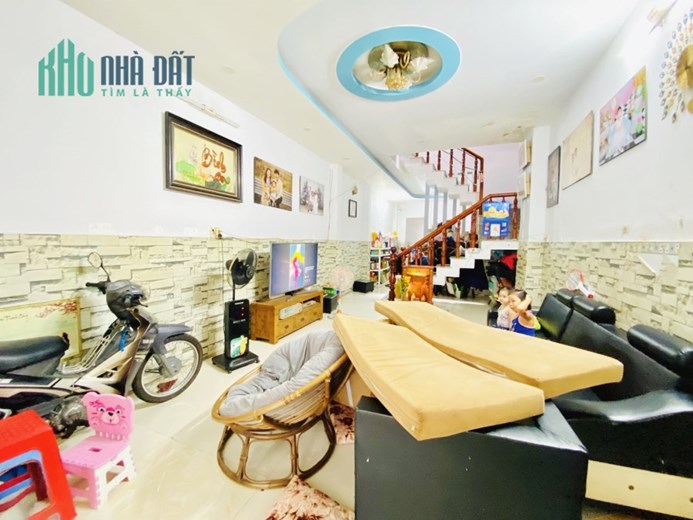 BÁN NHÀ HXH TÂN HƯƠNG, TÂN PHÚ - 60M2, 3 TẦNG, GẦN MẶT TIỀN - SỔ A4, CHỈ NHỈNH 4 TỶ