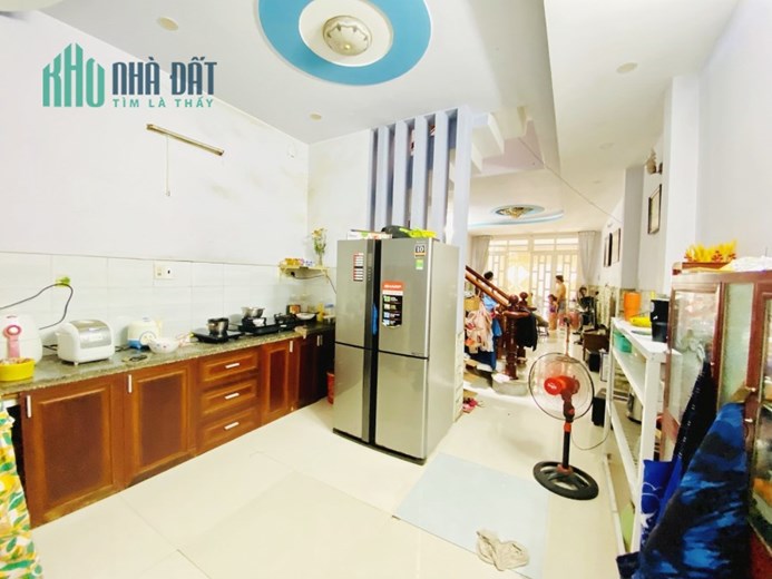 BÁN NHÀ HXH TÂN HƯƠNG, TÂN PHÚ - 60M2, 3 TẦNG, GẦN MẶT TIỀN - SỔ A4, CHỈ NHỈNH 4 TỶ