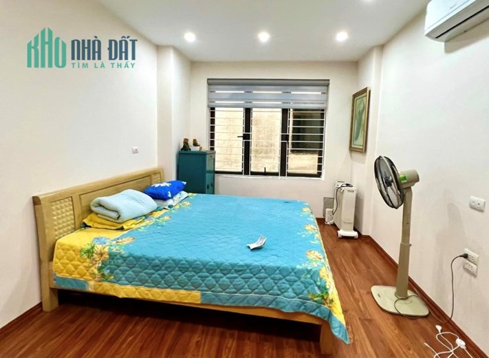 Bán nhà Đường LÁNG – NGÃ TƯ SỞ, diện tích 38m2, giá 5 tỷ.
