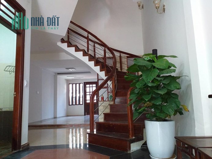 CHÀO BÁN CĂN NHÀ ĐẸP 3 TẦNG NGAY CẠNH BIỂN NGUYỄN TẤT THÀNH, ĐÀ NẴNG