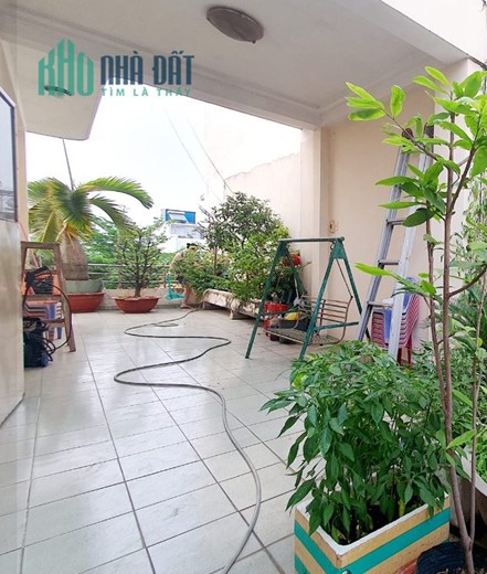 Biệt Thự Trung Tâm Gò Vấp _ 7x15m _4 tầng_ 15 tỷ.