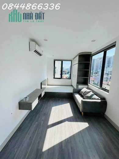 Lô góc mặt phố Thanh Xuân, 8 tầng thang máy, apartment 22 phòng, dòng tiền 130 triệu/ tháng