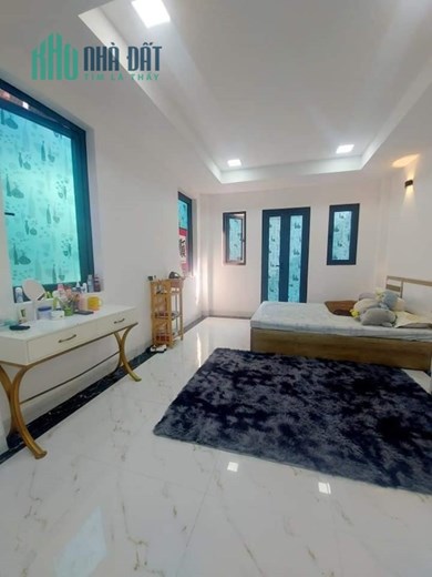 Nhà mới 7 tầng thang máy Vương Thừa Vũ 40m2 lô góc ngõ ô tô thông giá giảm sâu 7.9 tỷ