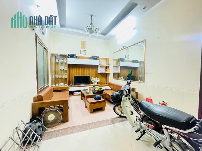 Đẹp nhất Thanh Xuân- phân lô Vương thừa Vũ 55m2 4 tầng lô góc ngõ ô tô giá 7.4 tỷ