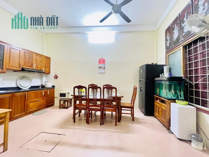 Đẹp nhất Thanh Xuân- phân lô Vương thừa Vũ 55m2 4 tầng lô góc ngõ ô tô giá 7.4 tỷ