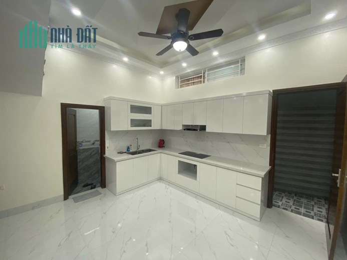 Nhà mới đẹp Vương Thừa Vũ 63m2  ngõ 164 lô góc 3  thoáng gần ô tô giá  7.25 tỷ