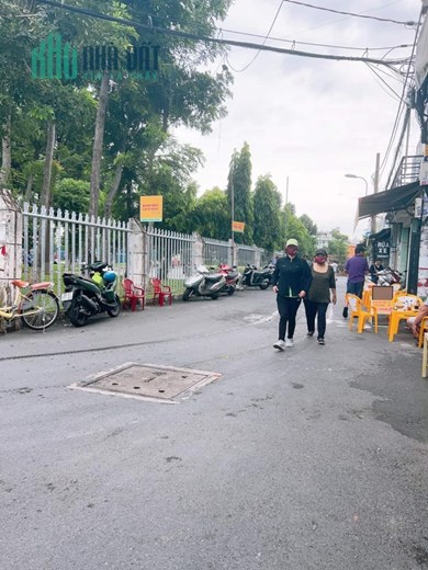 NGAY LÀNG HOA P8, HẺM 3M, 38M2, 2 TẦNG BTCT, SIÊU RẺ, SHR,CC NGAY,