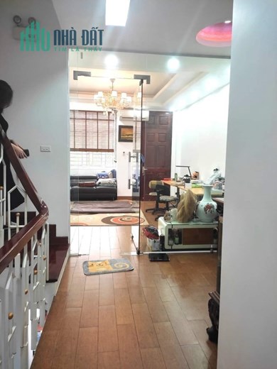 Bán nhà liền kề Làng Việt Kiều Châu Âu quận Hà Đông 80m2 tầng 4 giá 16 tỷ