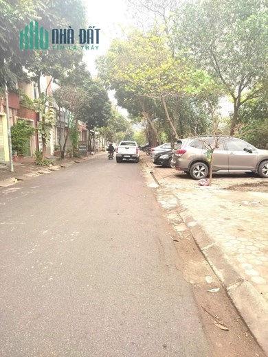 Bán nhà liền kề Làng Việt Kiều Châu Âu quận Hà Đông 80m2 tầng 4 giá 16 tỷ