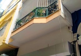 Ngân hàng siết bán nhà mặt phố gần bưu điện Hà Đông 47m2 nhà 5 tầng. Giá nhỉnh 5 tỷ