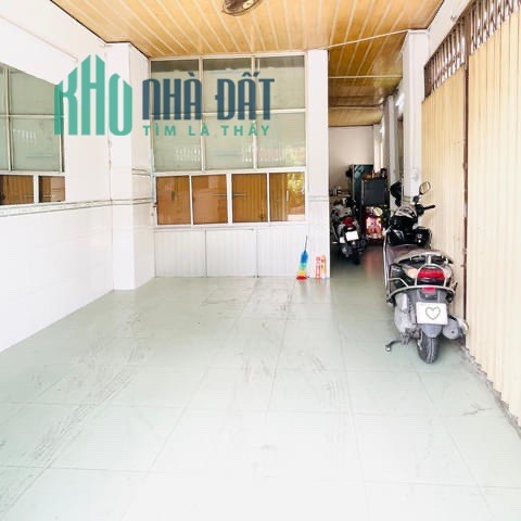 Bán rẻ nhà phố 2 mặt tiền 4 x 17m Kim Biên Quận 5 TP.HCM
