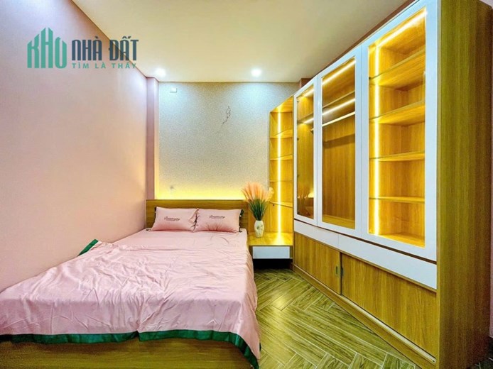 Bán Nhà Có 1 Lầu Phường Sơn Kỳ, 30m2 x 2 tầng, Nhà Đẹp ở Ngay, Chỉ 2.6 Tỷ