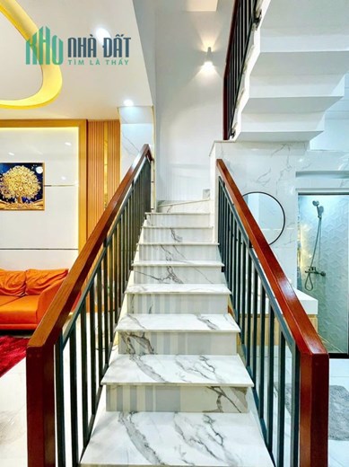 Bán Nhà  Mặt Phố 5M Phường Sơn Kỳ Quận Tân Phú, 30m2 x 2 tầng, Nhà Đẹp ở Ngay, Chỉ 2.6 Tỷ