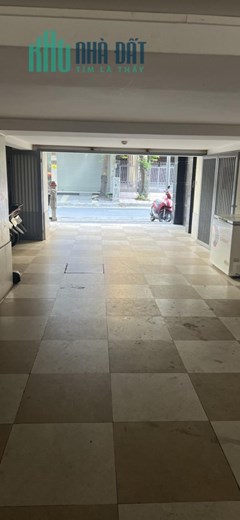 CHO THUÊ NHÀ TRUNG KÍNH 86M2 XÂY 6,5 TẦNG THANG MÁY GIÁ 80TR/THÁNG