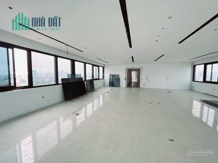 BÁN TÒA NHÀ VĂN PHÒNG MẶT PHỐ TRẦN HƯNG ĐẠO - 1 SỔ 1 CHỦ. DIỆN TÍCH 438M2 - MẶT TIỀN 11M.