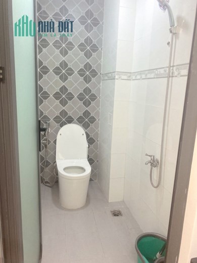 Nhà mới, nở hậu, sát hẻm ôtô đường Âu Dương Lân P3Q8. Giá 4,3 tỷ TL