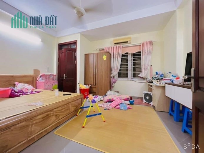 chính chủ nhờ bán nhà Vạn Phúc quận Hà Đông 41m2 nhà  5  tầng  giá chào nhỉnh 5 tỷ