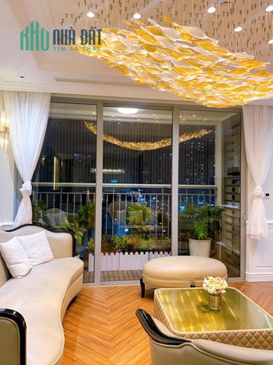 Bán căn 04 phòng ngủ tòa vip Park 10, Times City, DT 160 m2, giá 12 tỷ. Lh 0982 591 304