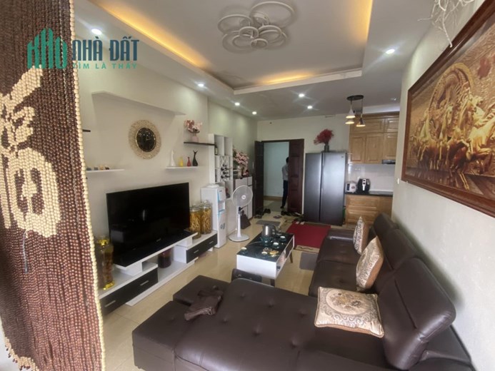 Bán nhà 46m2 phố Nghi Tàm, Tây Hồ Gara Ô tô tránh Chủ tự xây 5 phòng ngủ 7.5 Tỷ