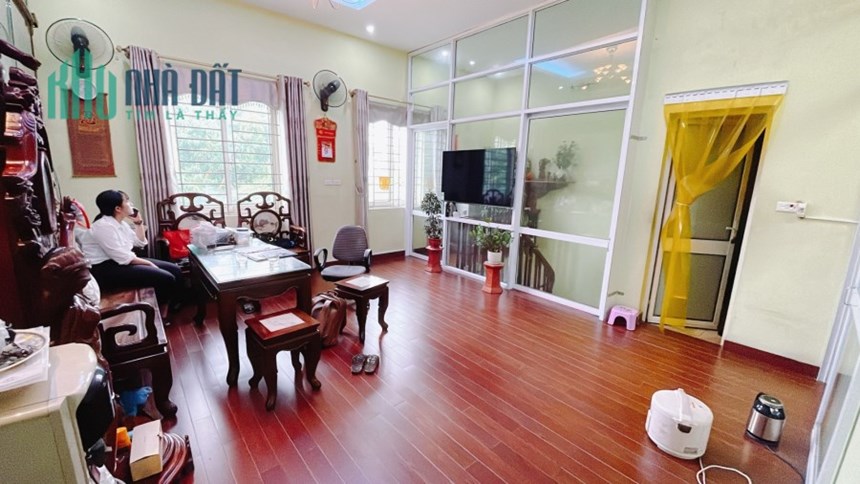 MẶT NGÕ Ô TÔ CHẠY SONG SONG - NGỌC HỒI - HOÀNG MAI - 104M2 X 3 TẦNG - MẶT TIỀN 9.2M - VỈA HÈ CỰC