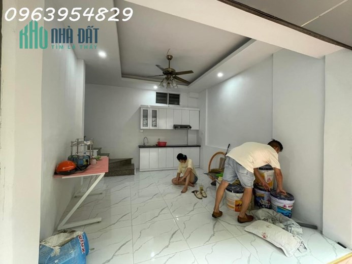 NHÀ ĐẸP CHÍNH KINH, QUẬN THANH XUÂN, GẦN PHỐ, NGÕ THOÁNG RỘNG, CHỈ 3.15 TỶ