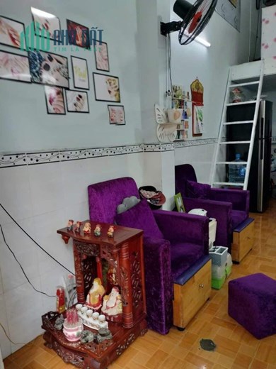 CẦN SANG NHƯỢNG LẠI TIỆM TÓC ĐỊA CHỈ; 32/37 KP2 ĐƯỜNG TCH18, PHƯỜNG TCH, QUẬN 12