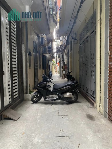 Bán Nhà 162.33  Khương Đình 39m2  4 tầng Giá rẻ