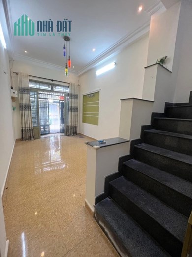 Nhà 2tầng hẻm rộng 184 Âu Dương Lân Phường 3 Quận 8 - Giá 4 tỷ1
