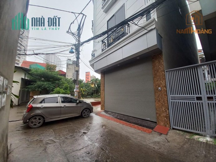 Bán gấp căn nhà phân lô Ngõ Phan Đình Giót oto vào nhà 45m2 nhà 5 tầng  5 tỷ 9