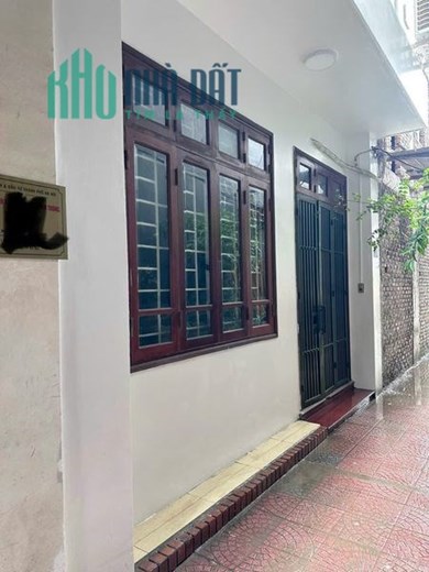 ẢO THẬT ĐẤY!!! Siêu phẩm Nguyễn Ngọc Vũ TT Cầu Giấy nhỉnh 5tỷ mà 40m2