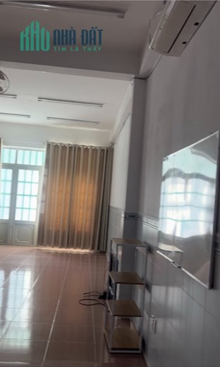 Nhà thuê Mặt tiền NB khu Cao Lỗ 5 tầng P4 Q8 giá 22 Triệu/Tháng