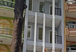 Mặt tiền Nguyễn Chí Thanh 100m2 , 6 lầu,thang 
máy , phường 12 kinh doanh đỉnh chỉ 35,9 tỷ