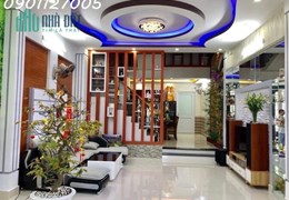 Cần tiền bán nhanh nhà 2 tầng mặt tiền Dương Trí Trạch - BIỂN PHẠM VĂN ĐỒNG Chỉ 5.5 tỷ.