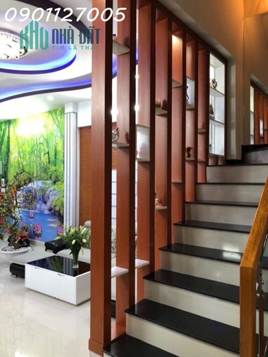 Cần tiền bán nhanh nhà 2 tầng mặt tiền Dương Trí Trạch - BIỂN PHẠM VĂN ĐỒNG Chỉ 5.5 tỷ.