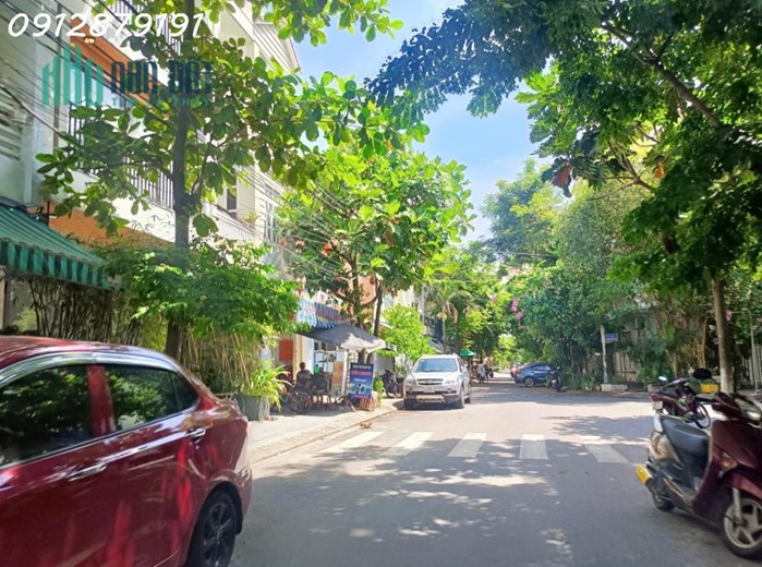 💥Nhà 2 tầng mặt tiền đường 5,5m sát biển Phạm Văn Đồng 5,5 tỷ