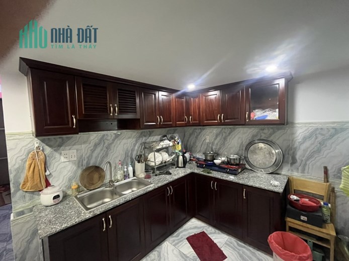 SANG MẶT BẰNG TRỐNG Địa chỉ: Ngay góc d17 giao với d22 khu dân cư vietsing phường An phú Thuận An