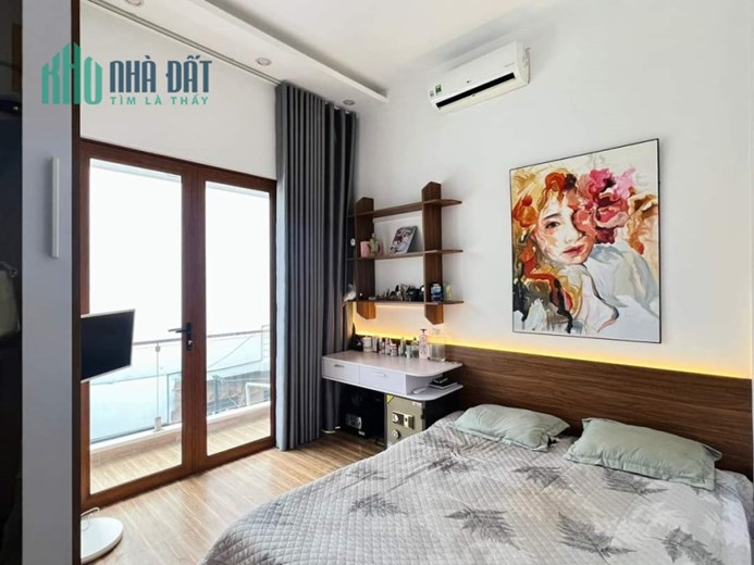 Bán nhà đường Miếu Hai Xã, diện tích 60m 2 tầng độc lập GIÁ 2.25 tỉ