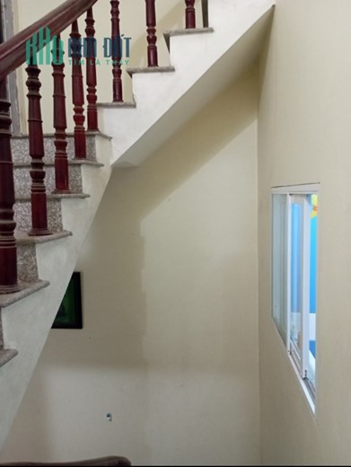 Bán nhà dân đang ở phố Khúc Thừa Dụ, 3 tầng 3 ngủ GIÁ 2 tỉ gần ngay Chợ Vĩnh Niệm