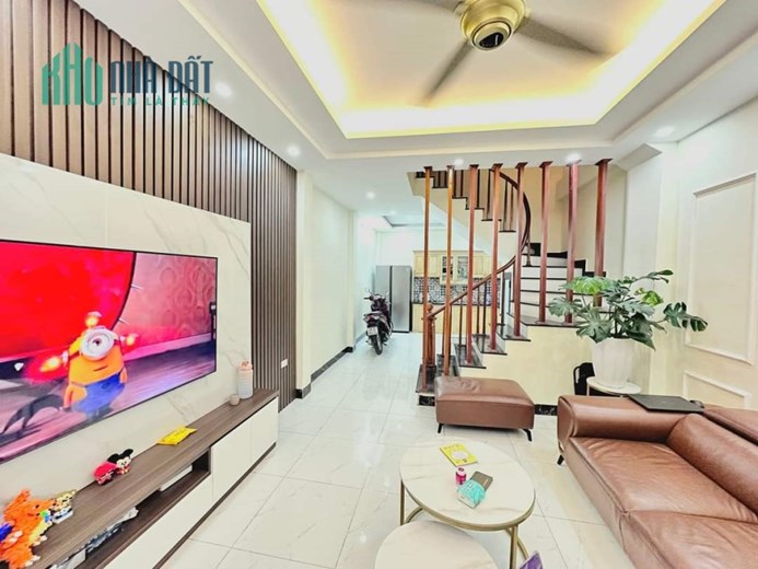 BÁN NHÀ MẶT NGÕ 22 NGUYỄN ĐỨC CẢNH, LƯƠNG KHÁNH THIỆN, KD 38/40M 5 TẦNG. LÔ GÓC chỉ 4 Tỷ xíu