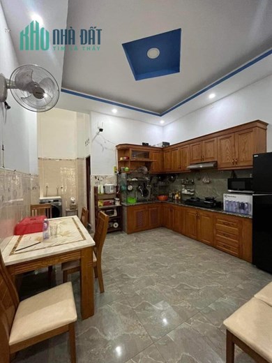 NHÀ ĐẸP 3 TẦNG - HXH VÀO NHÀ - SÁT GÒ VẤP - 57M2 - CHỈ 3 TỶ HƠN