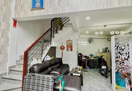 Chủ ngộp Bank, cần bán gấp nhà Q. Tân Phú
